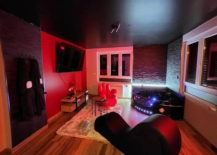 Апартаменты Cerises Love- Room- Balneo